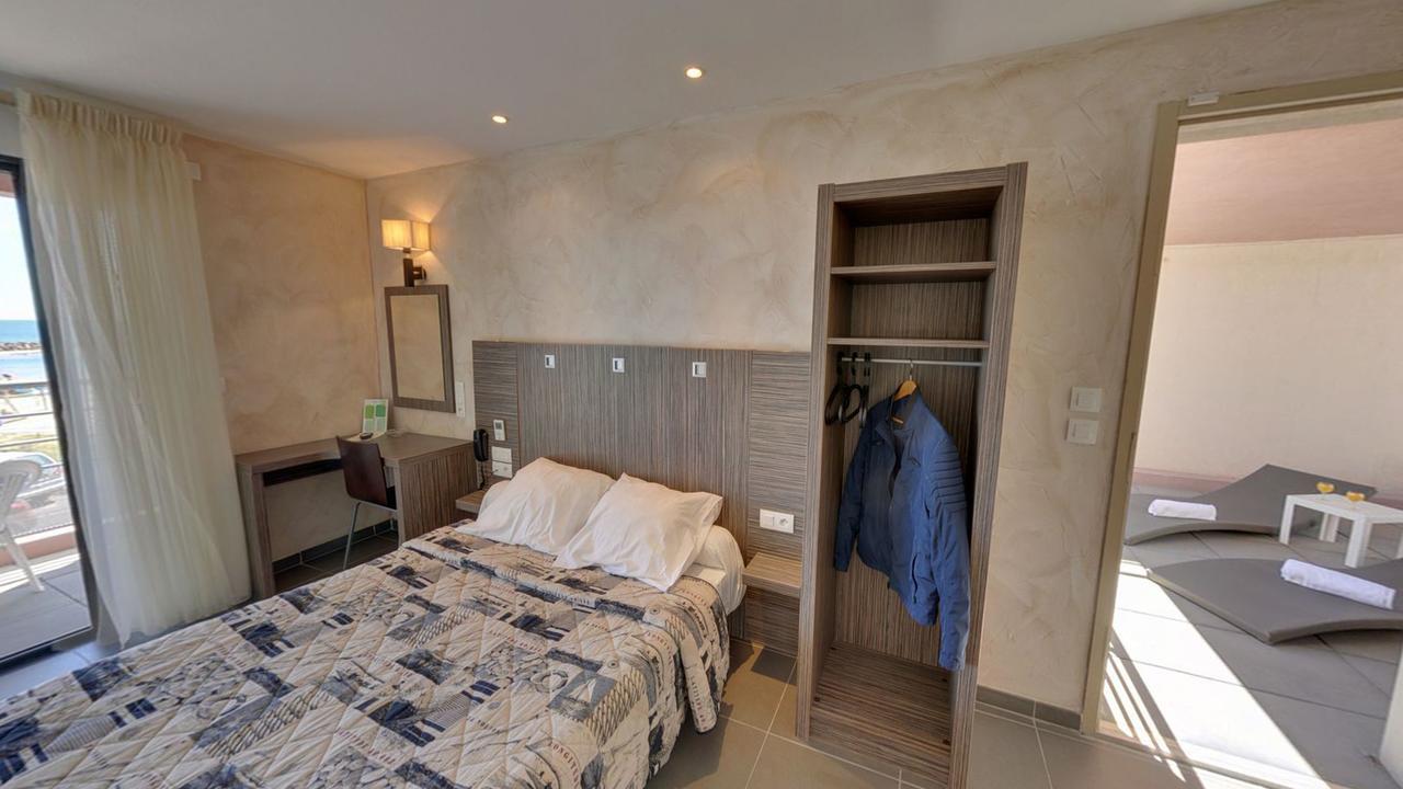 Hotel La Conga Sete Bagian luar foto