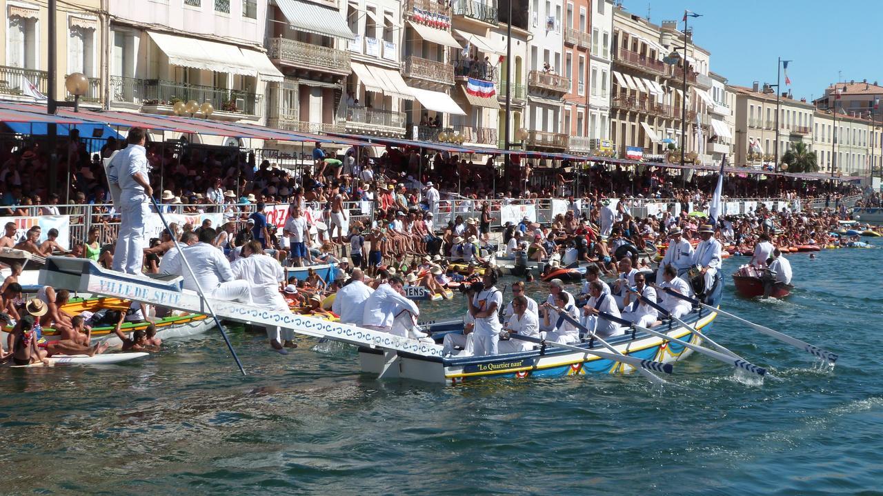 Hotel La Conga Sete Bagian luar foto