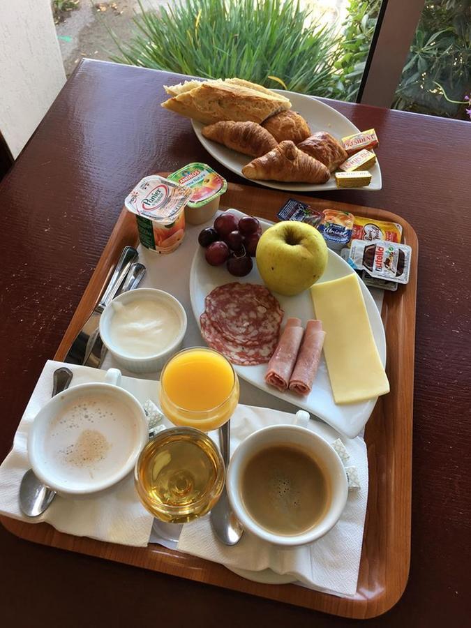 Hotel La Conga Sete Bagian luar foto