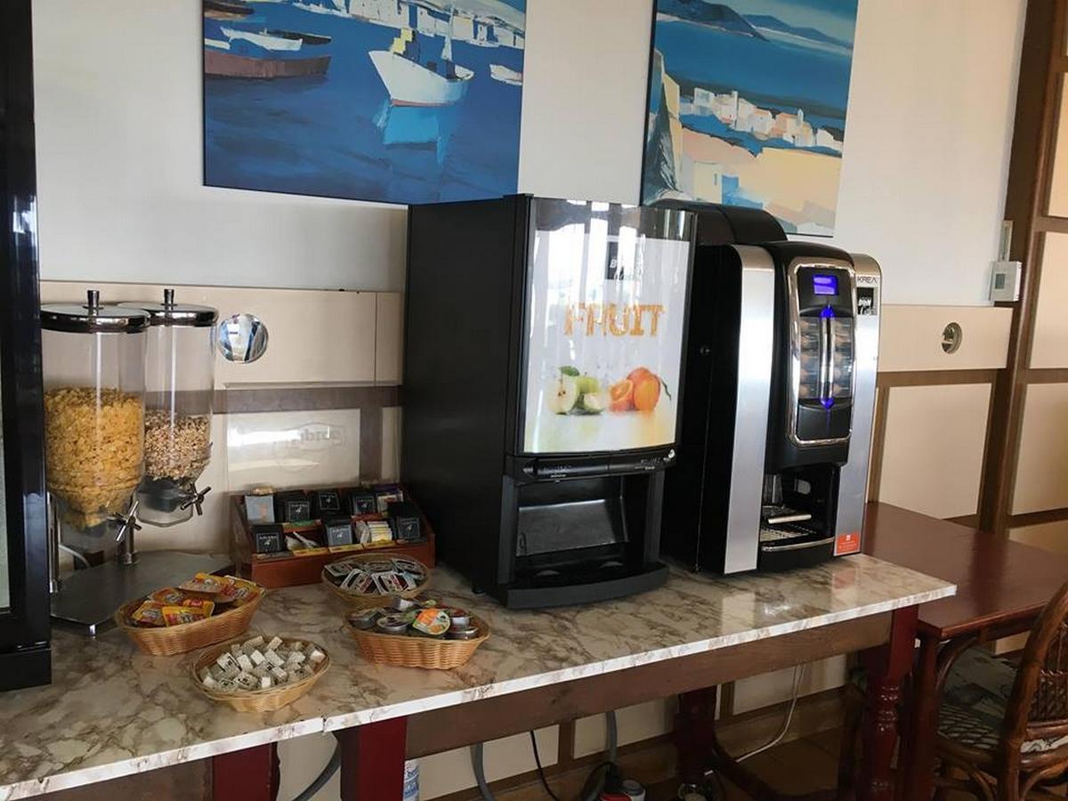 Hotel La Conga Sete Bagian luar foto